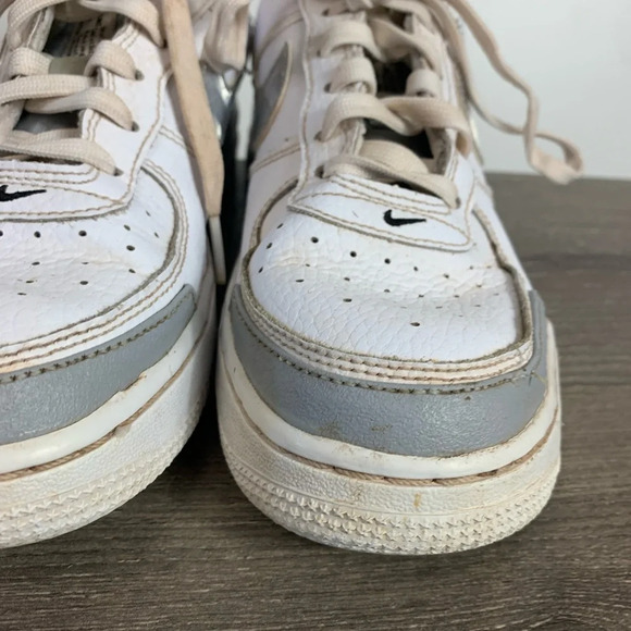 NIKE AIR FORCE 1 LV8 2 Under Construction BQ5484-100 White Wolf Grey 5Y EUR 37.5 - Picture 5 of 16